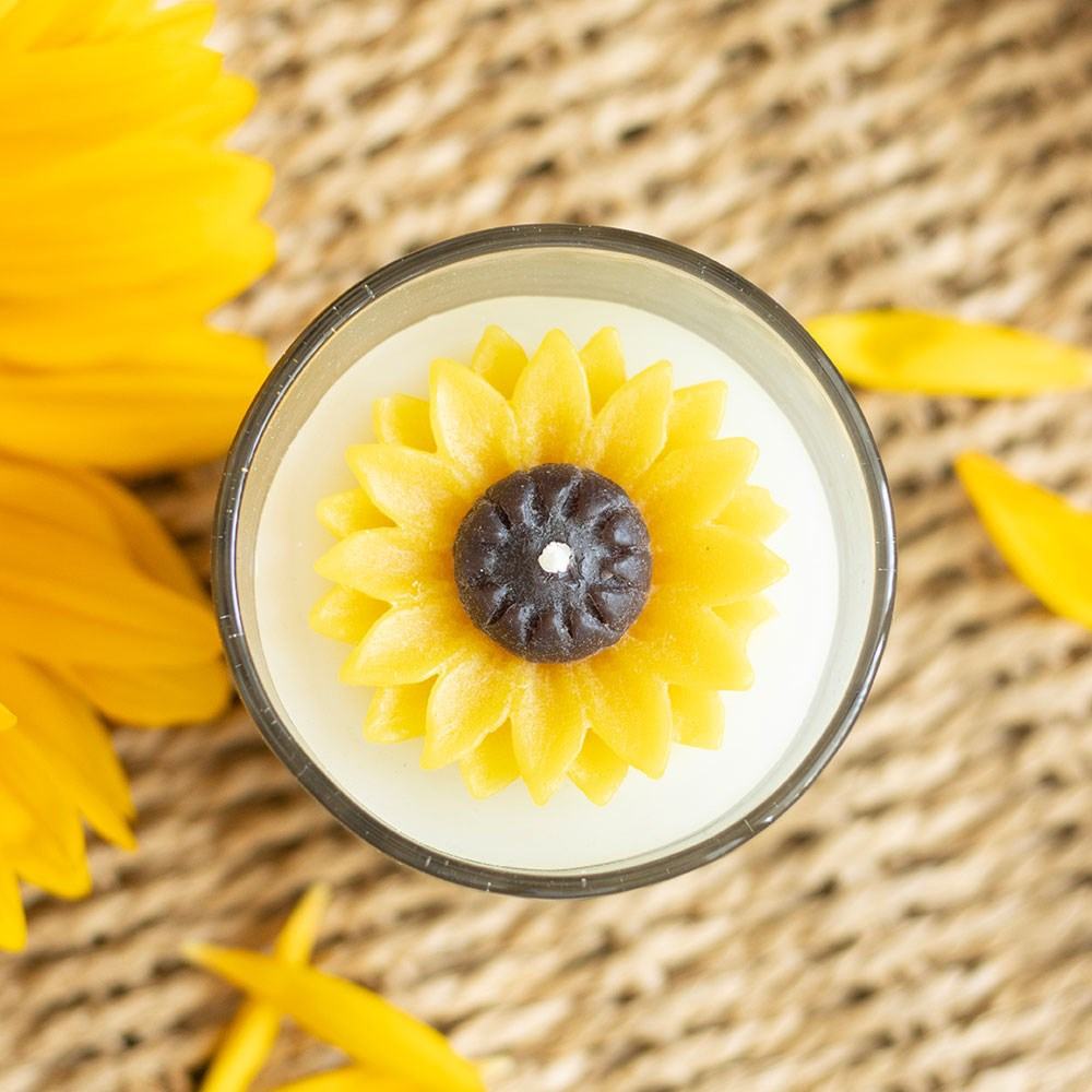Something Different - You Are My Sunshine with 3D Sunflower Kaars - Multicolours